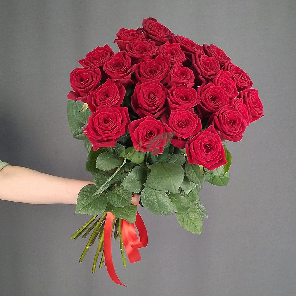 Букет 25 красных роз